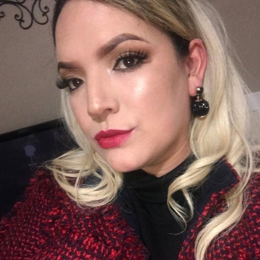 Meet your Posher, Maricela